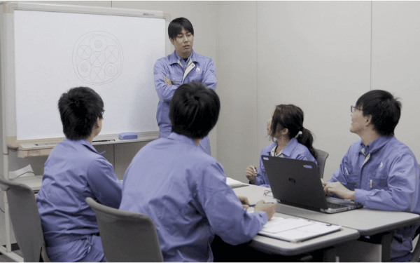 採用情報