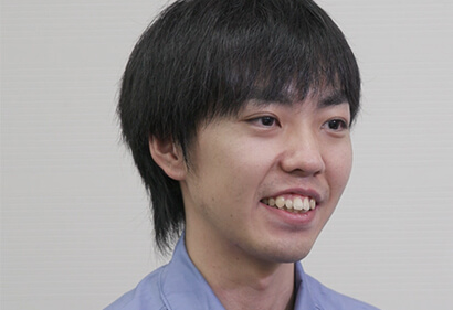 先輩インタビュー（品質保証部）