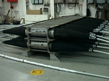 Sub bottom structure survey cable system